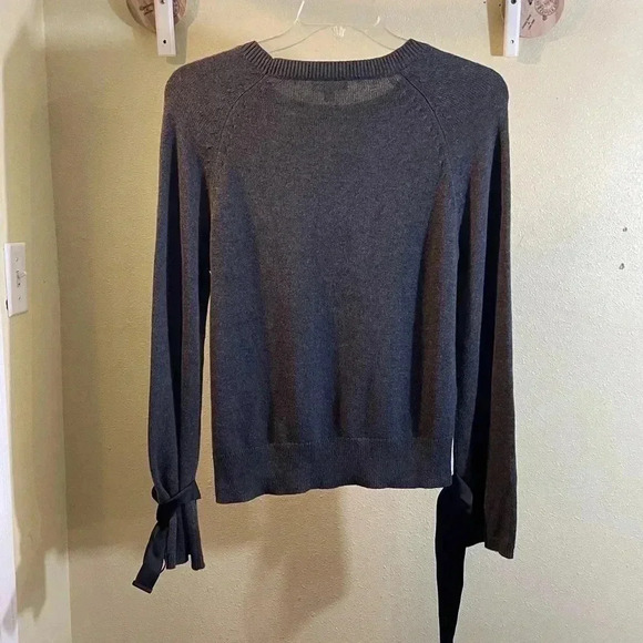 J Crew Women's Tie Bell Sleeve Pullover Sweater Gray Cotton Nylon Wool Sz S - Picture 2 of 8